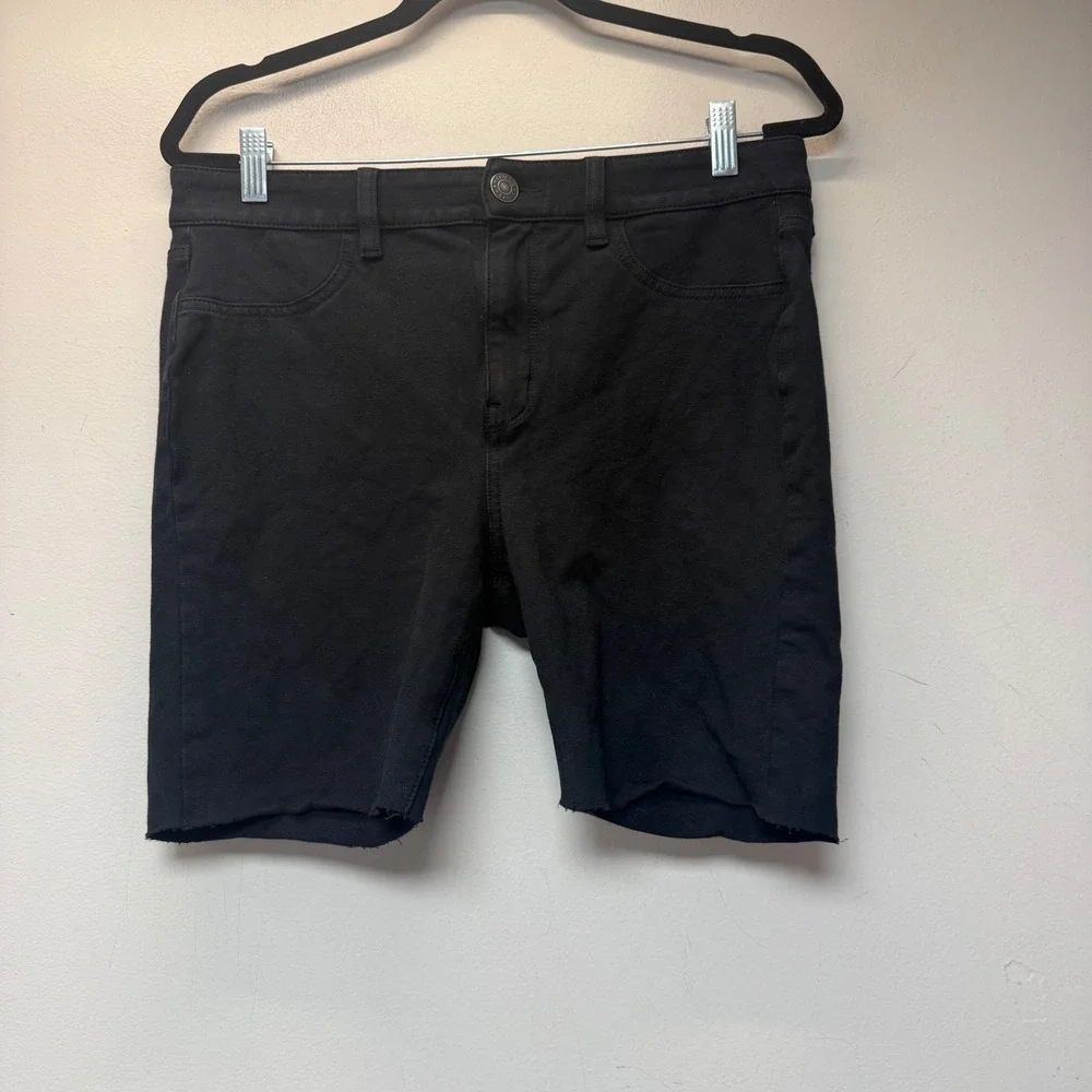 American Eagle Jegging Shorts Womens 12 Short Black Excellent Super Stretch  Hem